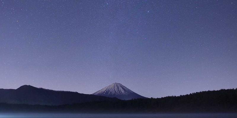 军事历史数字化转型：档案解密与智能服务的未来